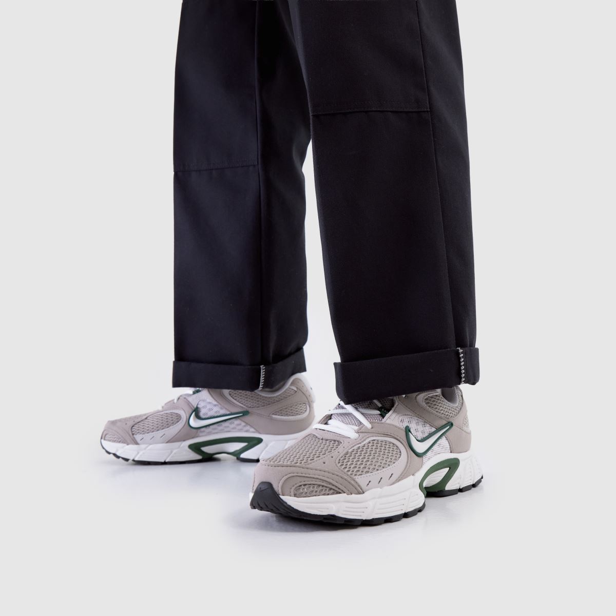 Nike  V5 RNR in Grey Multi Nike  V5 RNR in Grey Multi