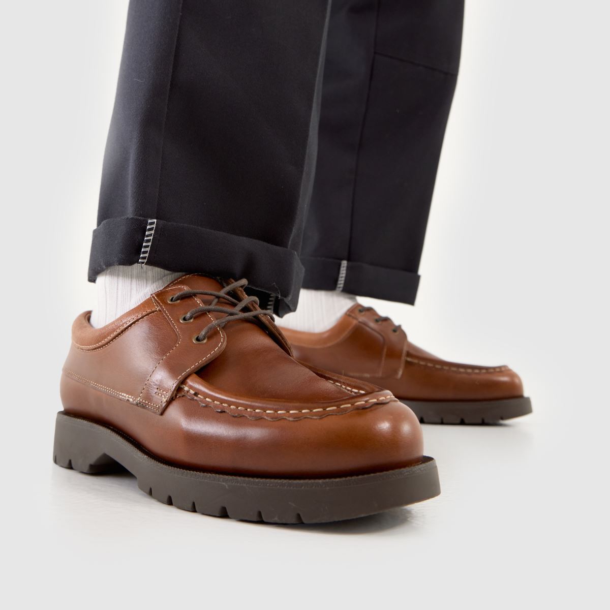 KLEMAN  Alfan Apron in Tan KLEMAN  Alfan Apron in Tan