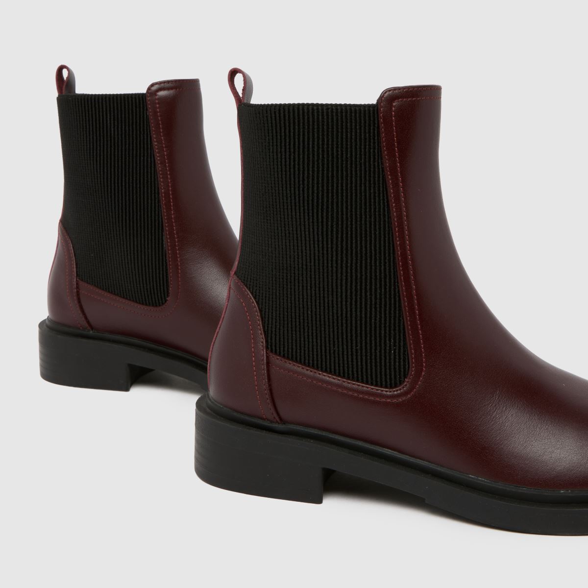 schuh  Astrid Leather Chelsea in Burgundy schuh  Astrid Leather Chelsea in Burgundy