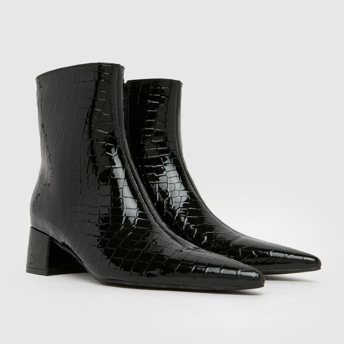 schuh  Bridgit Block Point in Black schuh  Bridgit Block Point in Black