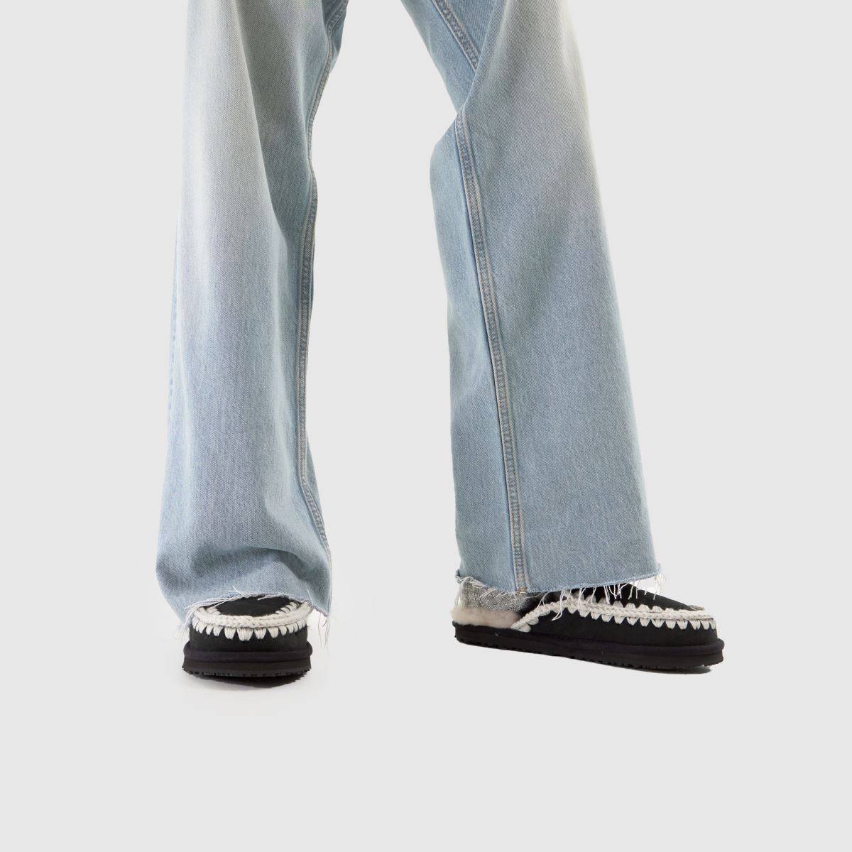 MOU  Eskimo Stitch in Black MOU  Eskimo Stitch in Black