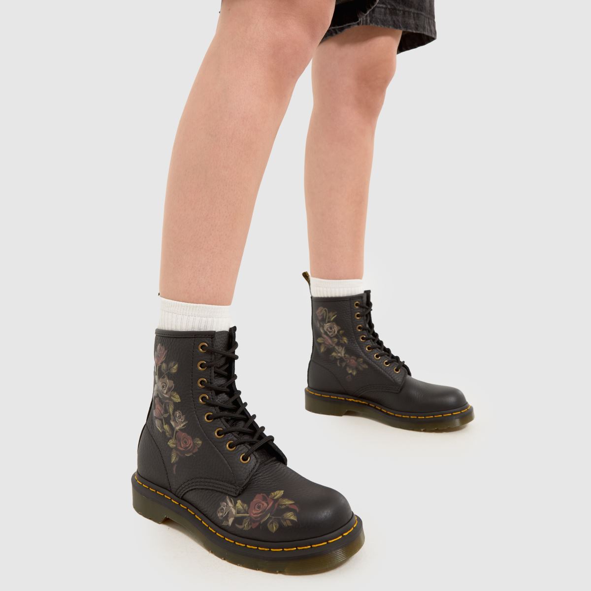Dr Martens  1460 in Black Dr Martens  1460 in Black