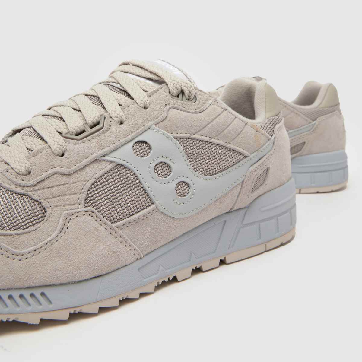 Saucony  Shadow 5000 in Light Grey Saucony  Shadow 5000 in Light Grey
