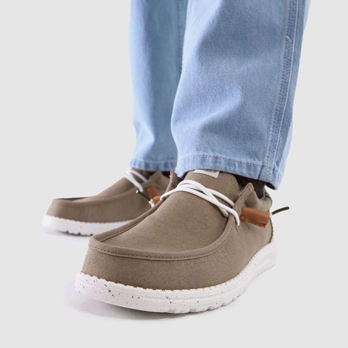 HEYDUDE  Wally Craft Linen in Brown Multi HEYDUDE  Wally Craft Linen in Brown Multi