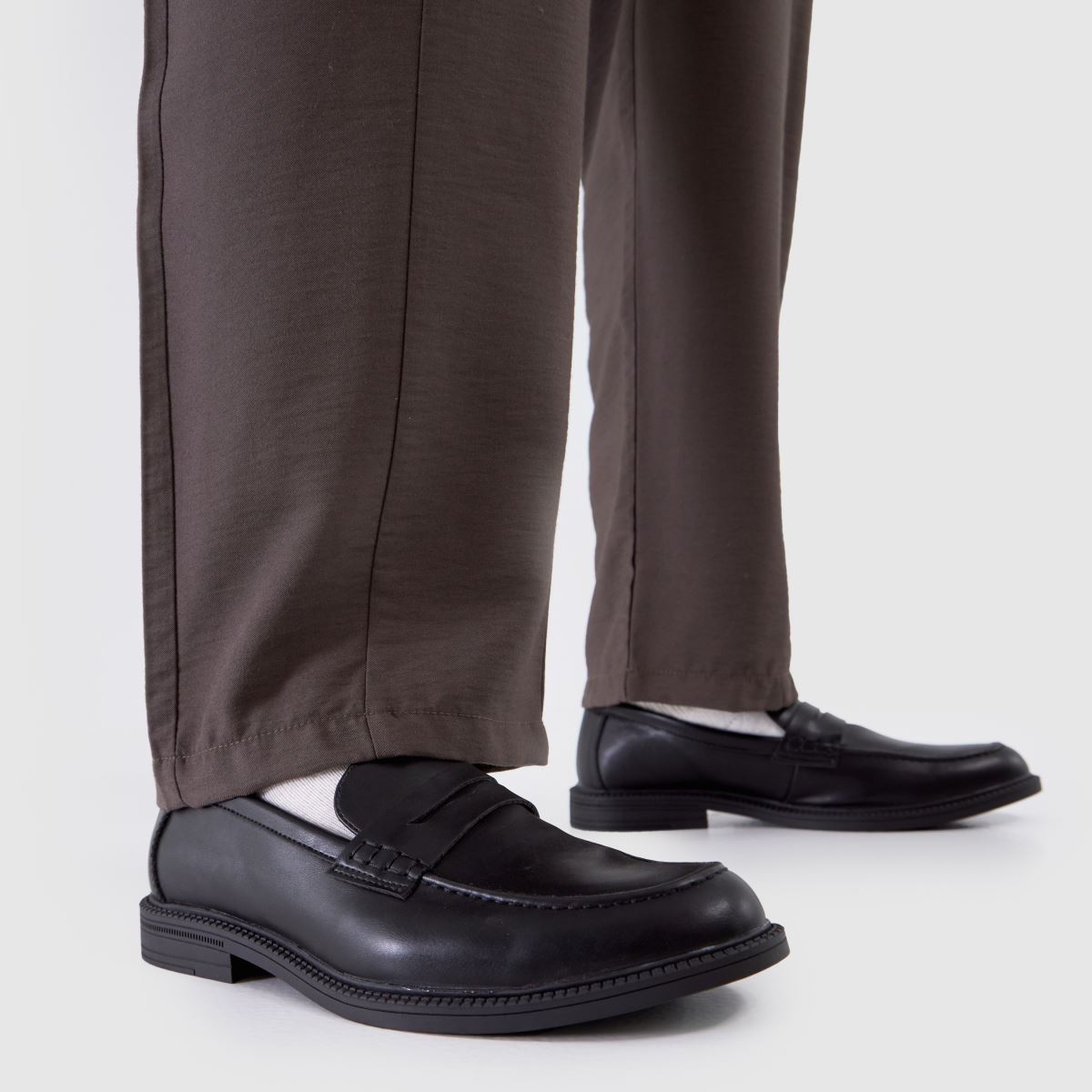 schuh  Reagan Loafer in Black schuh  Reagan Loafer in Black