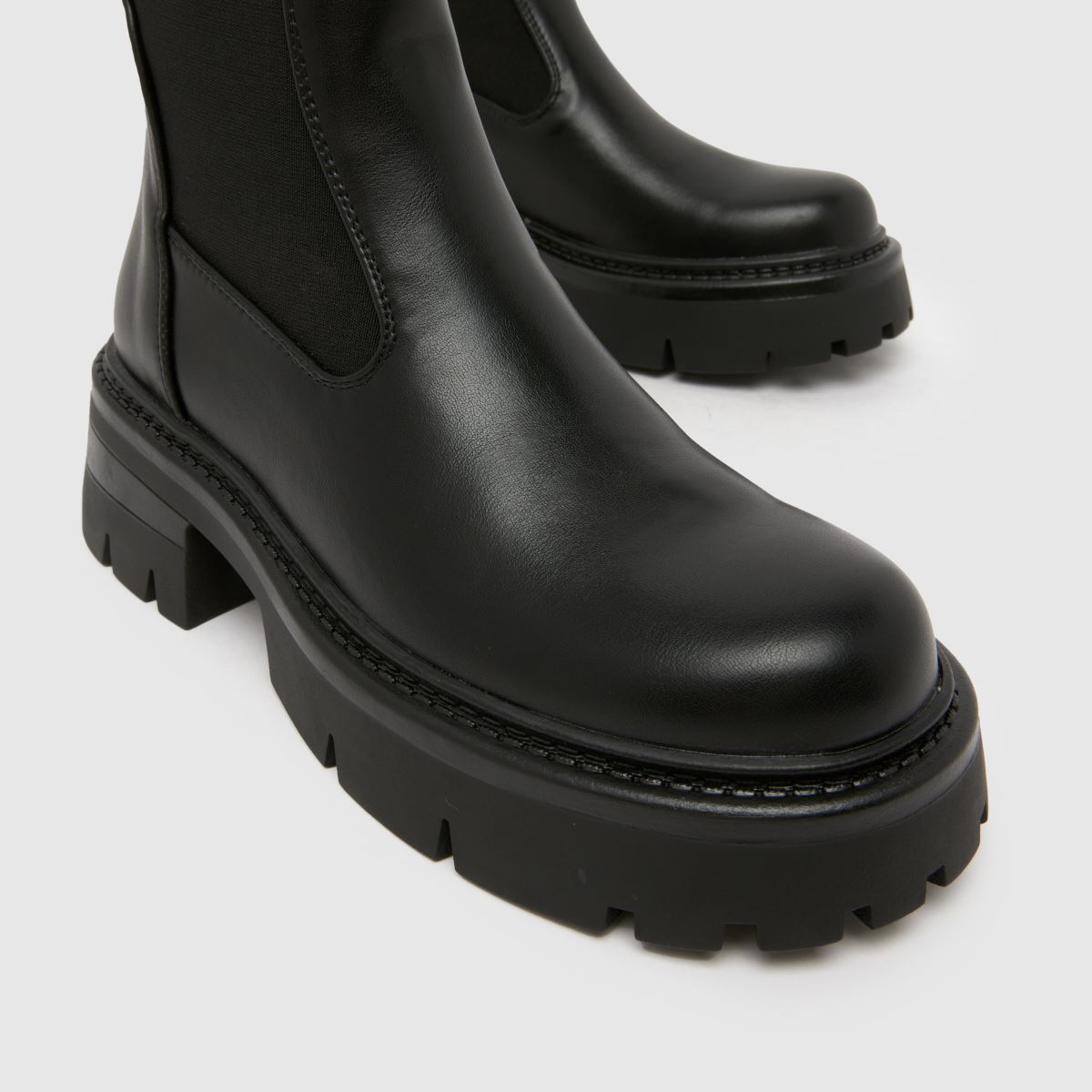 SIMMI  Perez Chunky Chelsea in Black SIMMI  Perez Chunky Chelsea in Black