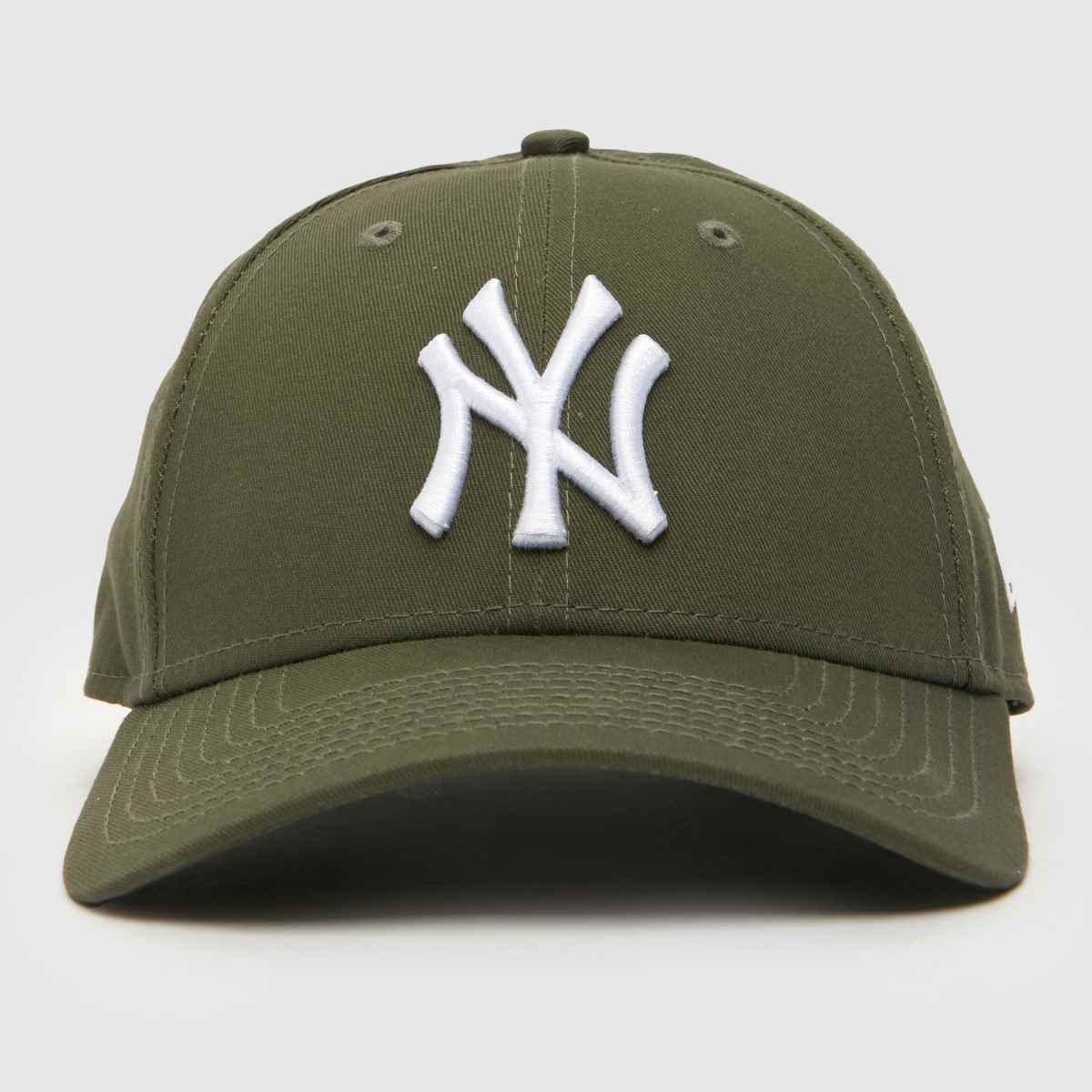 New Era  League Essential 9FORTY Cap in Khaki New Era  League Essential 9FORTY Cap in Khaki