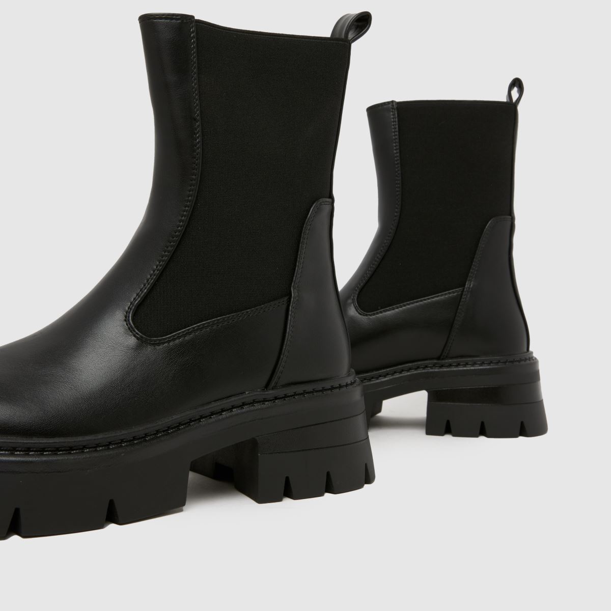 SIMMI  Perez Chunky Chelsea in Black SIMMI  Perez Chunky Chelsea in Black