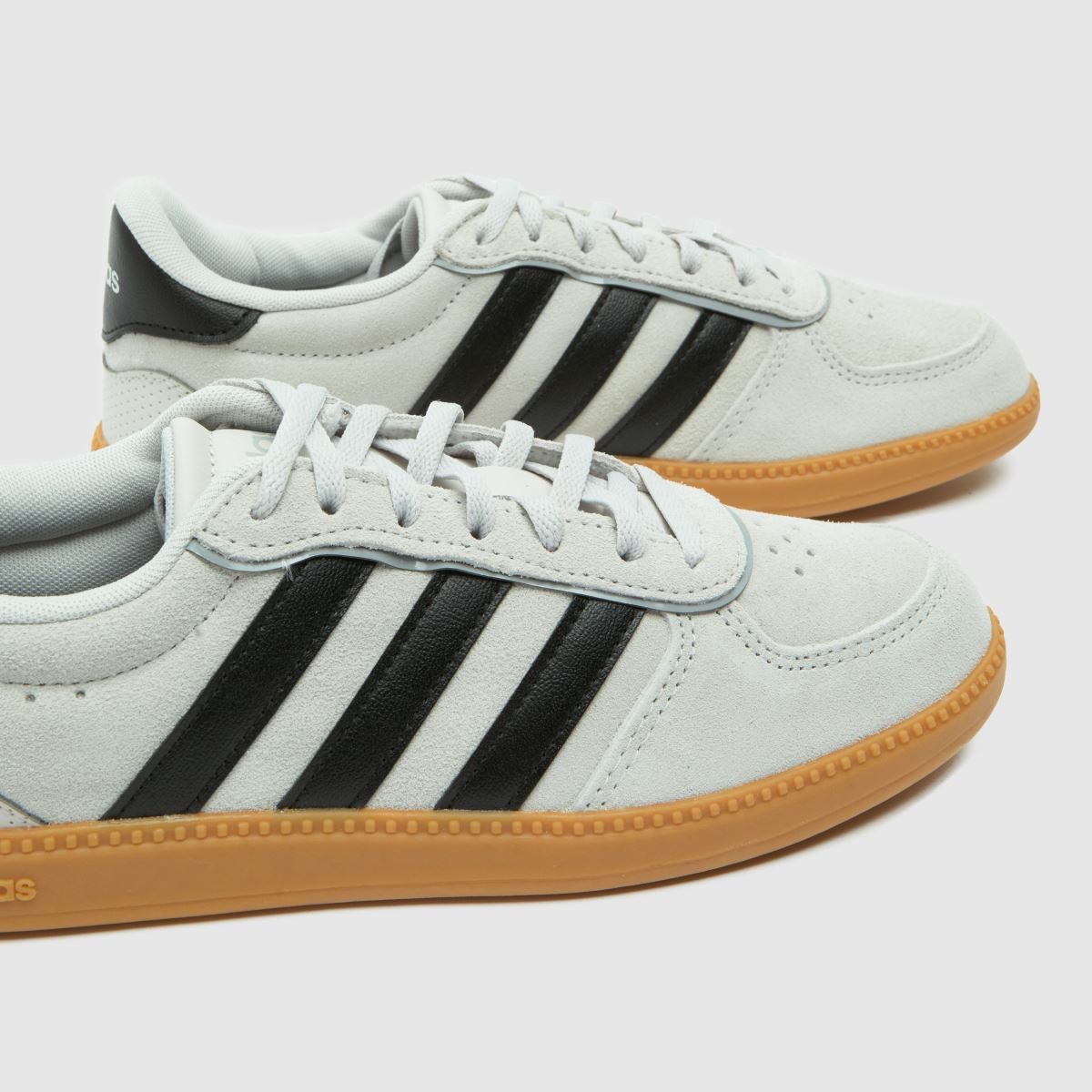 adidas  Breaknet Sleek in Light Grey adidas  Breaknet Sleek in Light Grey