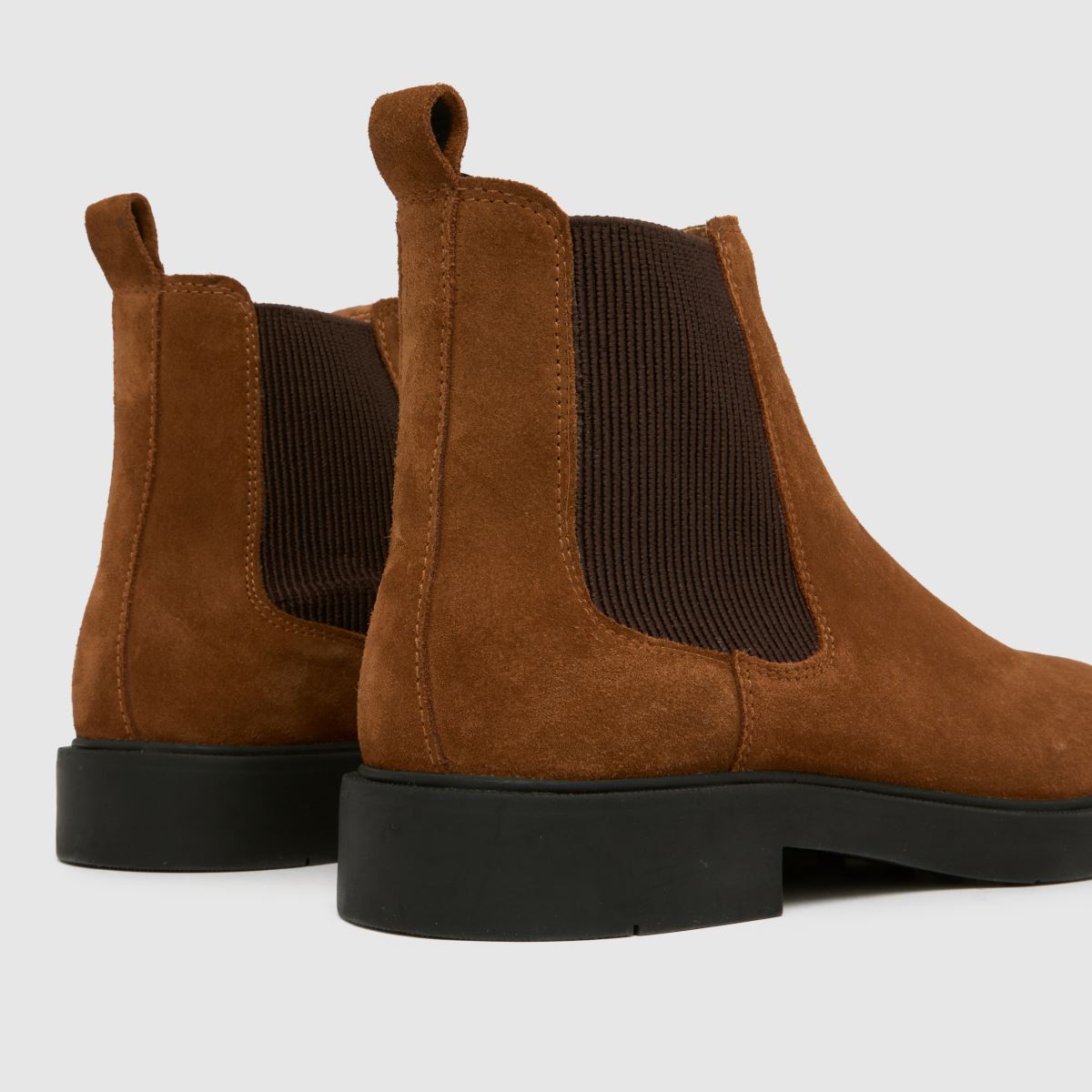 schuh  Dice Suede Chelsea in Tan schuh  Dice Suede Chelsea in Tan