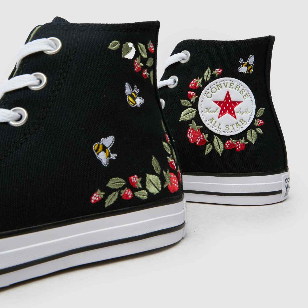 Converse  All Star Hi Bees And Berries in Black Multi Converse  All Star Hi Bees And Berries in Black Multi
