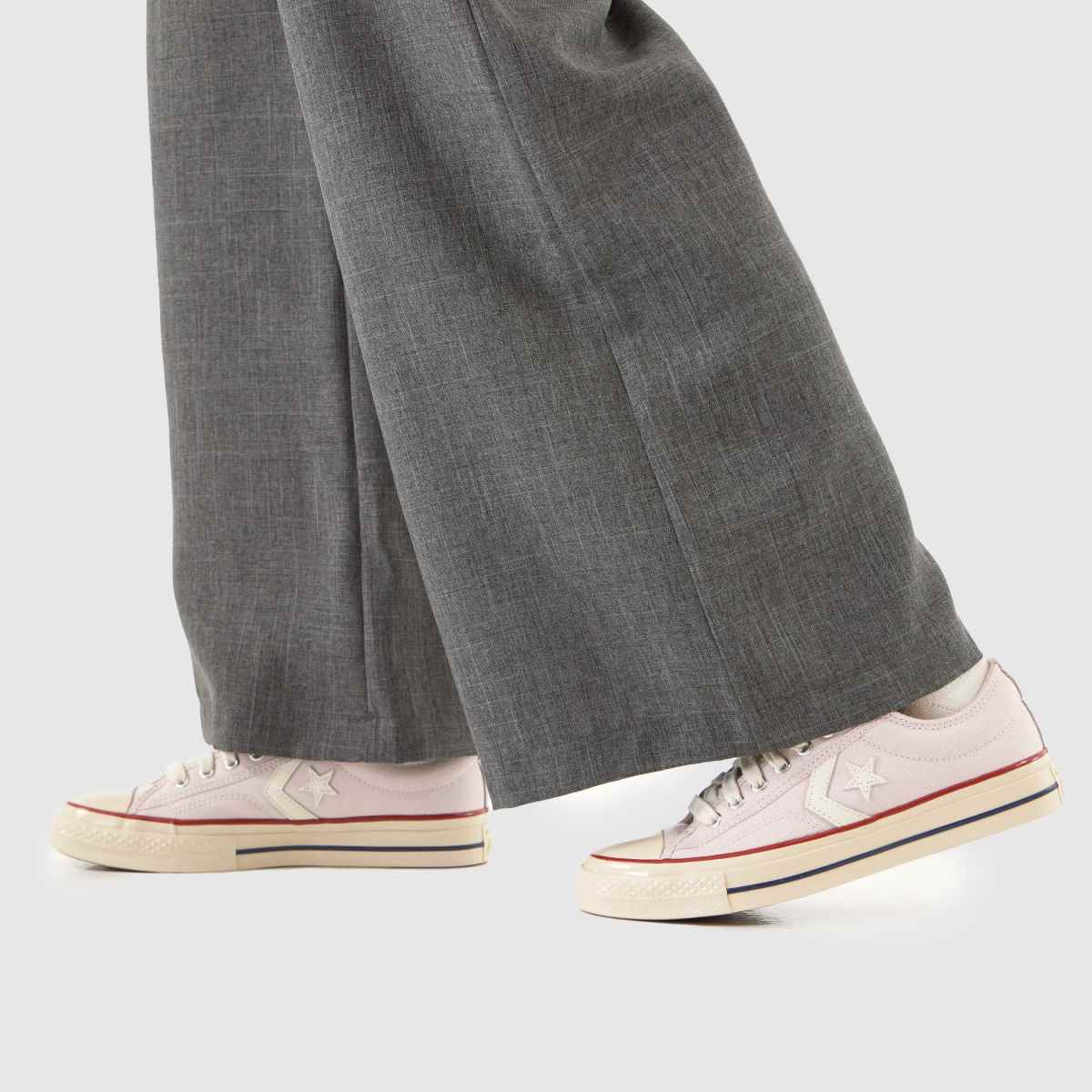 Converse  Star Player 76 in Pale Pink Converse  Star Player 76 in Pale Pink