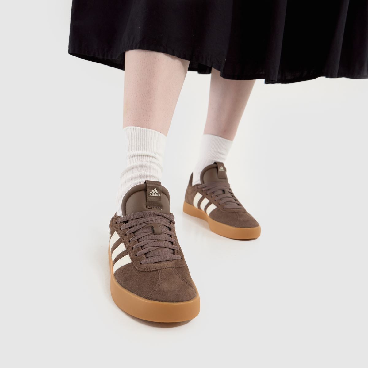 adidas  VL Court 3.0 in Brown & White adidas  VL Court 3.0 in Brown & White