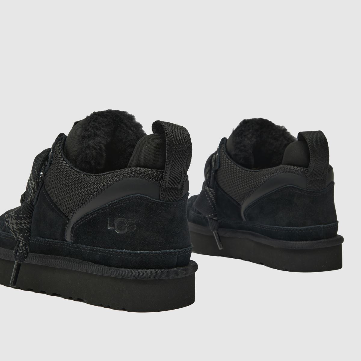 UGG  Lowmel in Black UGG  Lowmel in Black