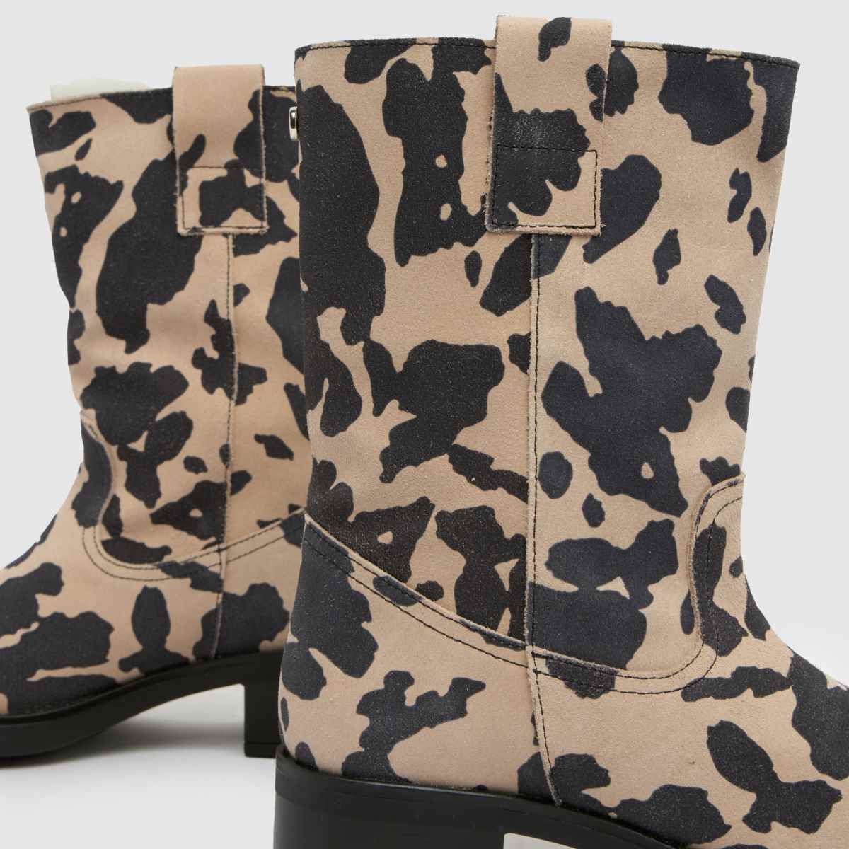 Steve Madden  Benedict Cow in Print Steve Madden  Benedict Cow in Print