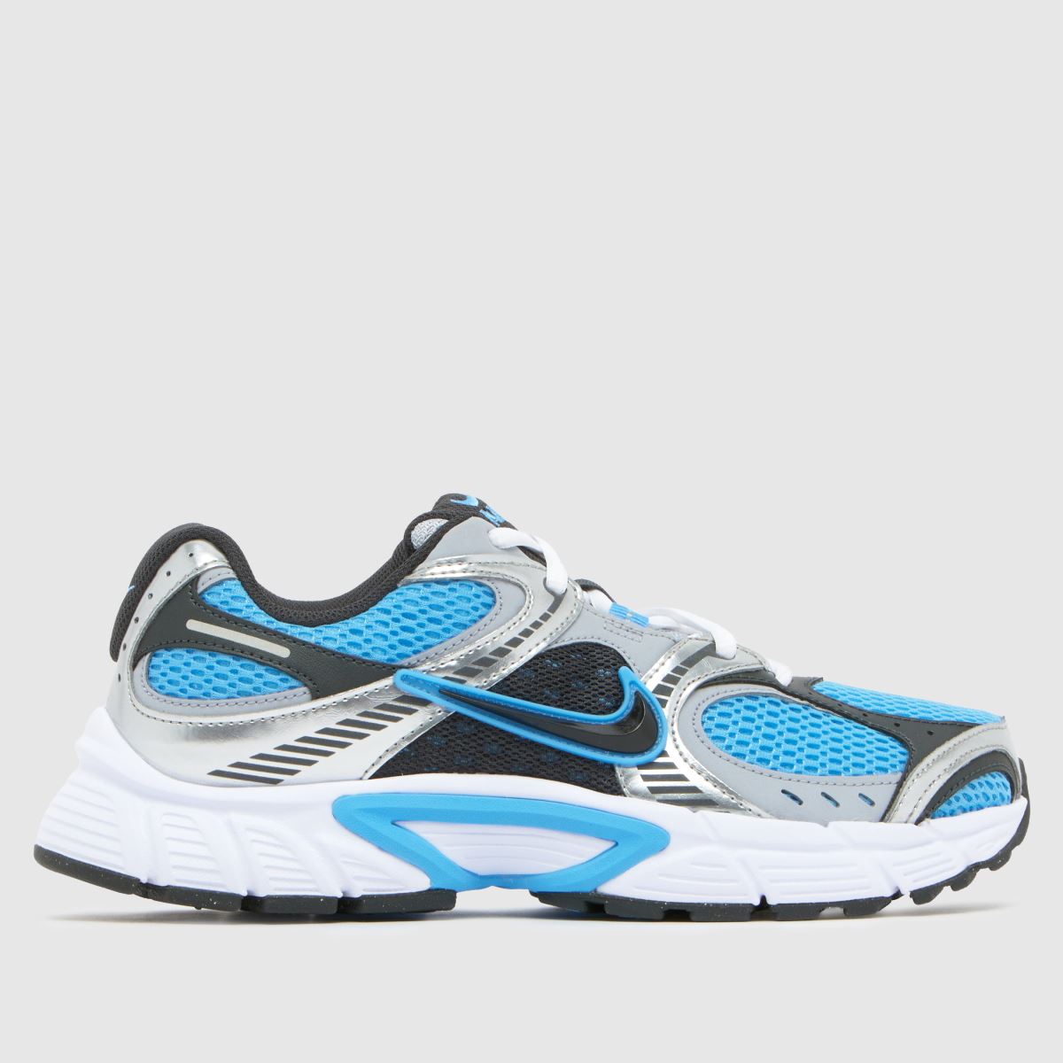 Nike  V5 RNR in Black and blue Nike  V5 RNR in Black and blue