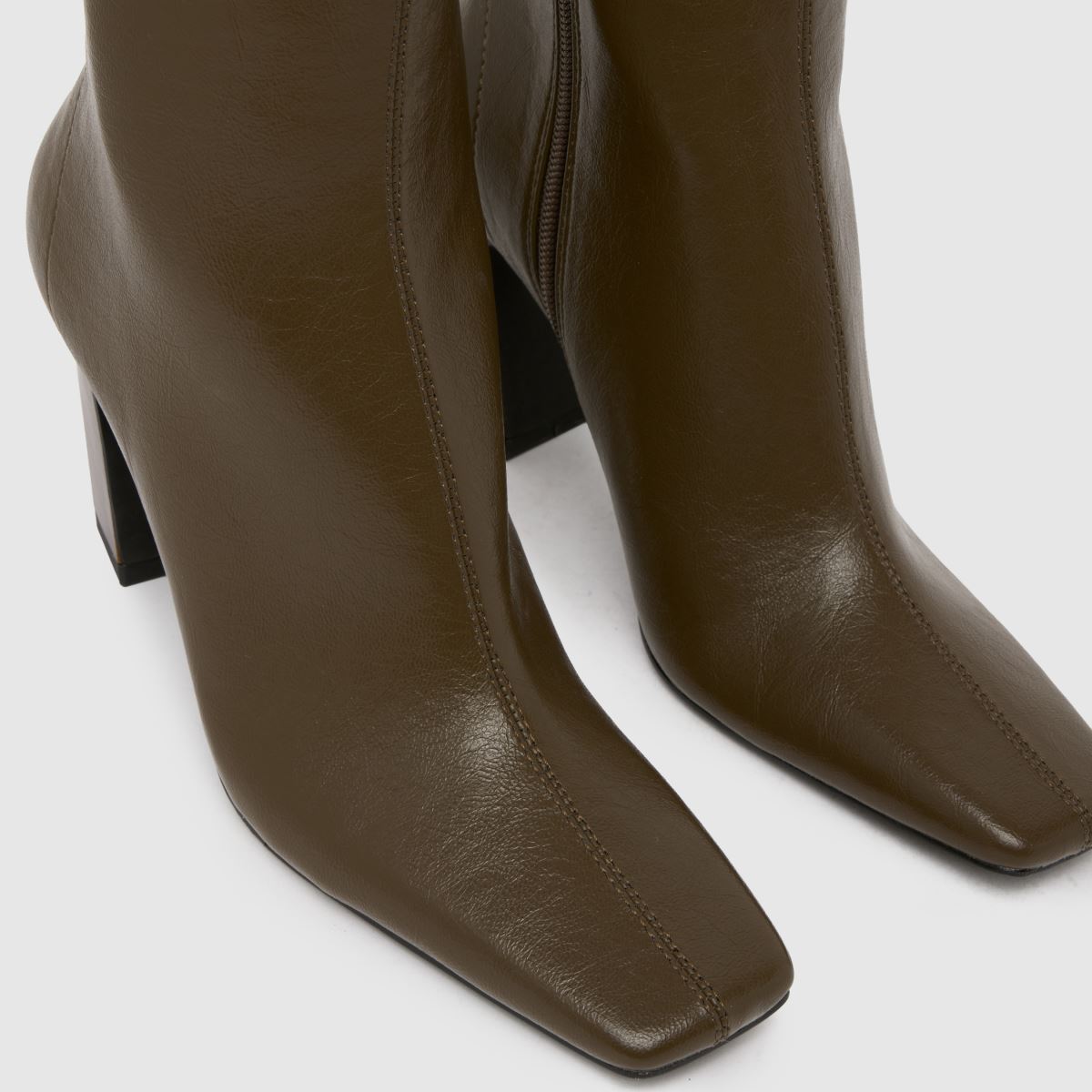 schuh  Bryson Stack Heel in Dark Green schuh  Bryson Stack Heel in Dark Green