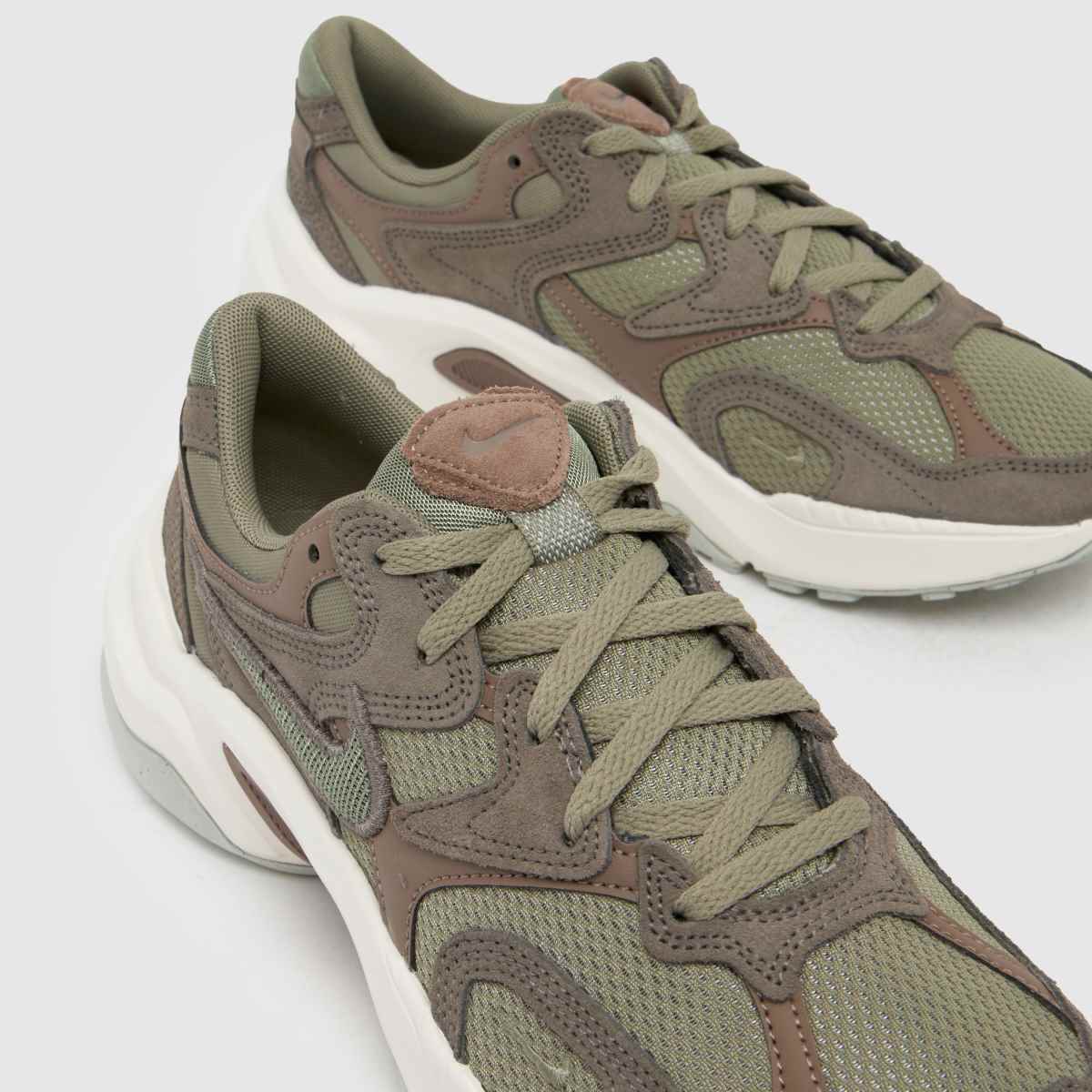 Nike  AL8 in Green Multi Nike  AL8 in Green Multi