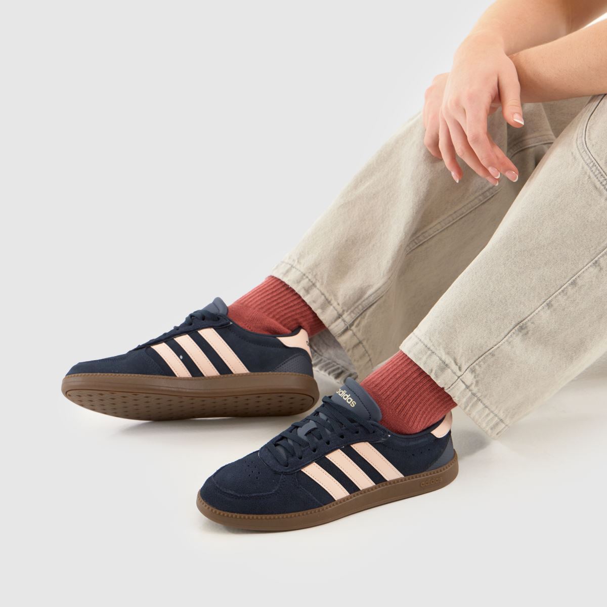 adidas  Breaknet Sleek in Navy Multi adidas  Breaknet Sleek in Navy Multi