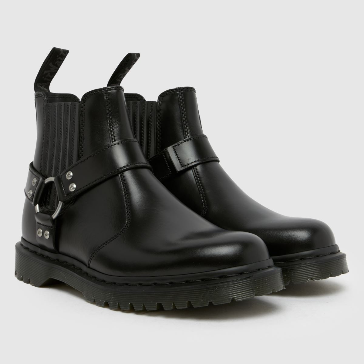 Dr Martens  2976 Harness Chelsea in Black Dr Martens  2976 Harness Chelsea in Black