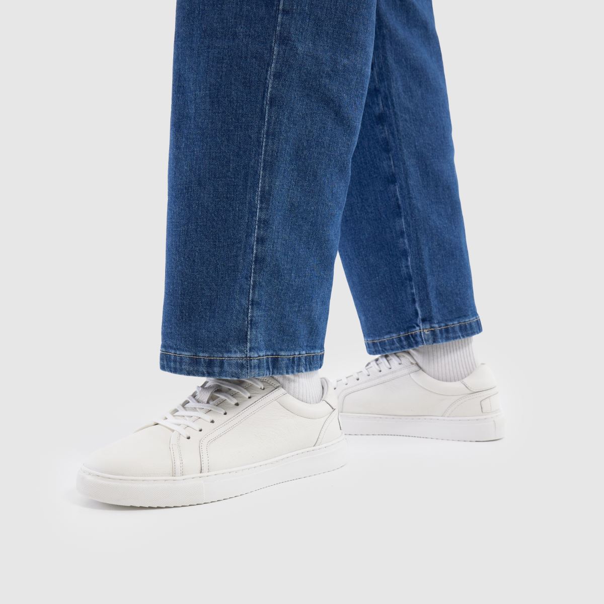 schuh  Whit Casual in White schuh  Whit Casual in White