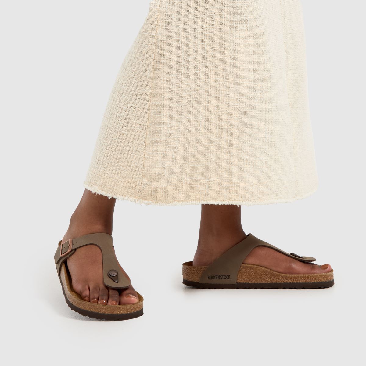 BIRKENSTOCK  Gizeh in Brown BIRKENSTOCK  Gizeh in Brown