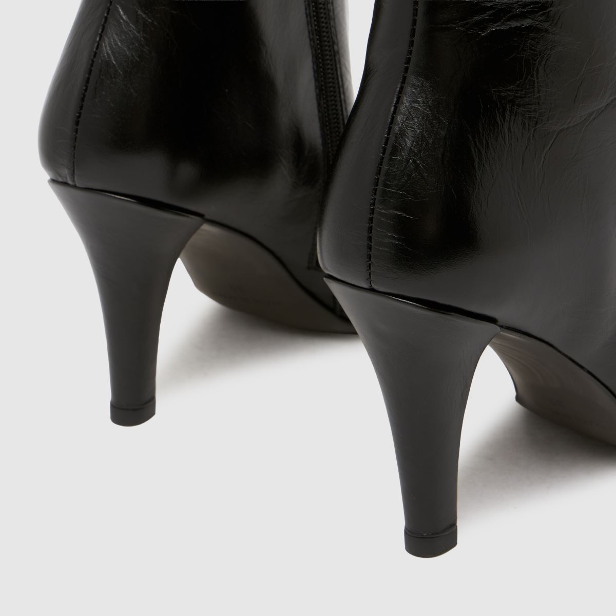 schuh  Brunelle Leather Heeled Boot in Black schuh  Brunelle Leather Heeled Boot in Black