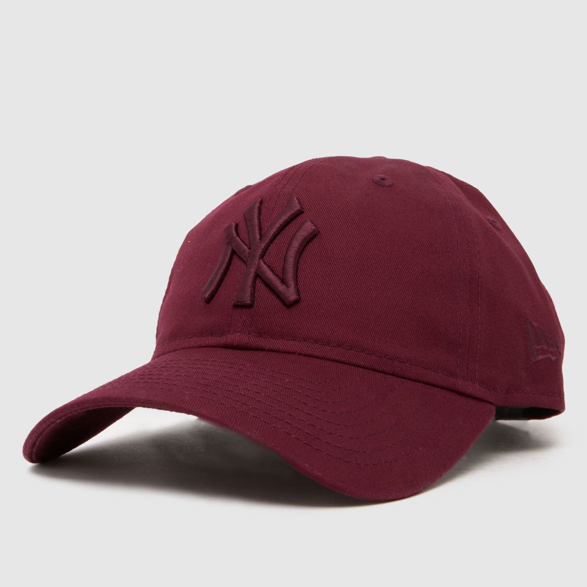 New Era  League Essential 9TWENTY Cap in Burgundy New Era  League Essential 9TWENTY Cap in Burgundy