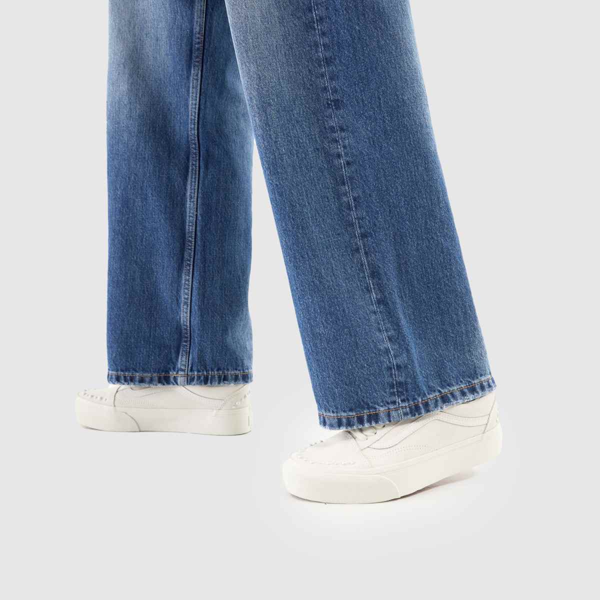 Vans  Old Skool Platform in Off-White Vans  Old Skool Platform in Off-White