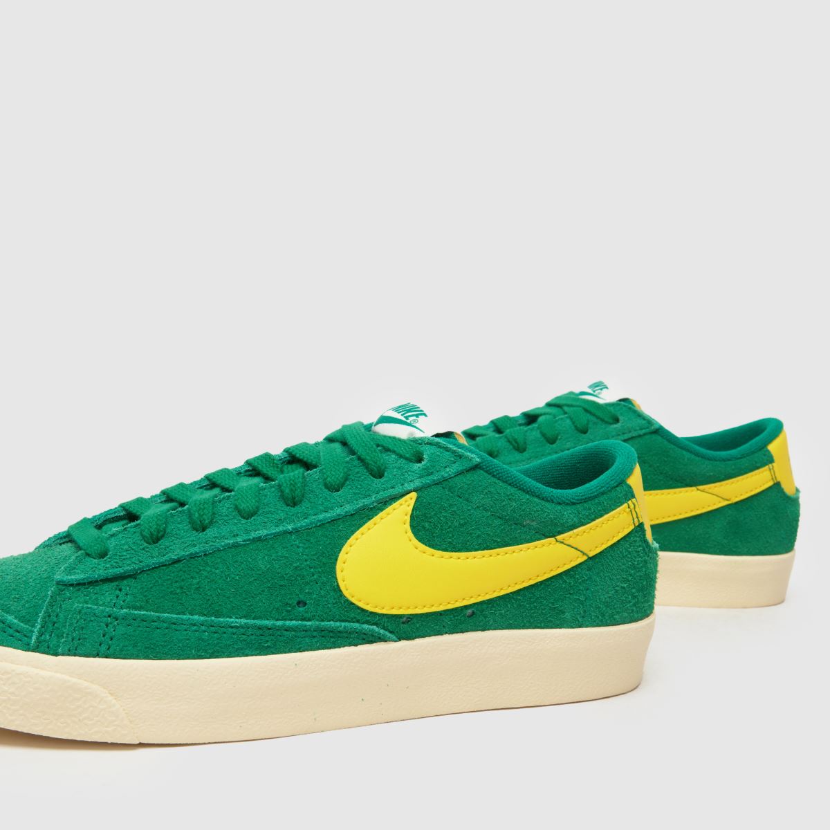 Nike  Blazer Low 77 Vintage in Green Multi Nike  Blazer Low 77 Vintage in Green Multi