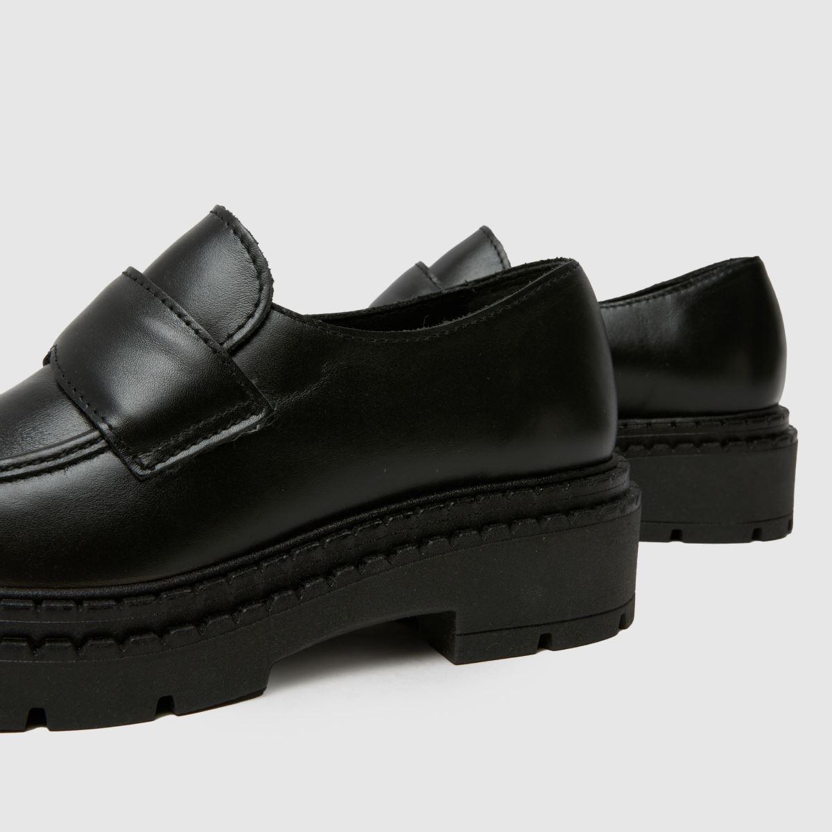 schuh  Lawson Chunky Leather Loafer in Black schuh  Lawson Chunky Leather Loafer in Black
