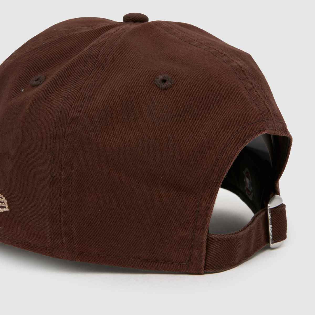 New Era  League Essential 9TWENTY Cap in Brown Multi New Era  League Essential 9TWENTY Cap in Brown Multi