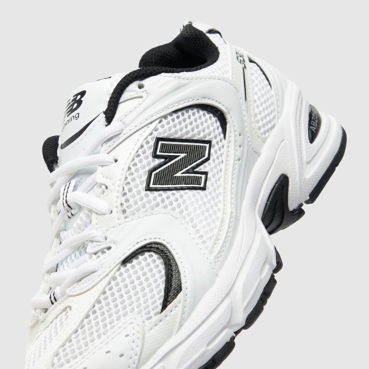 New Balance  530 in White & Black New Balance  530 in White & Black