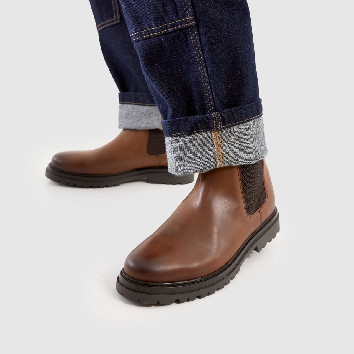 schuh  Dax Leather Chelsea in Brown schuh  Dax Leather Chelsea in Brown