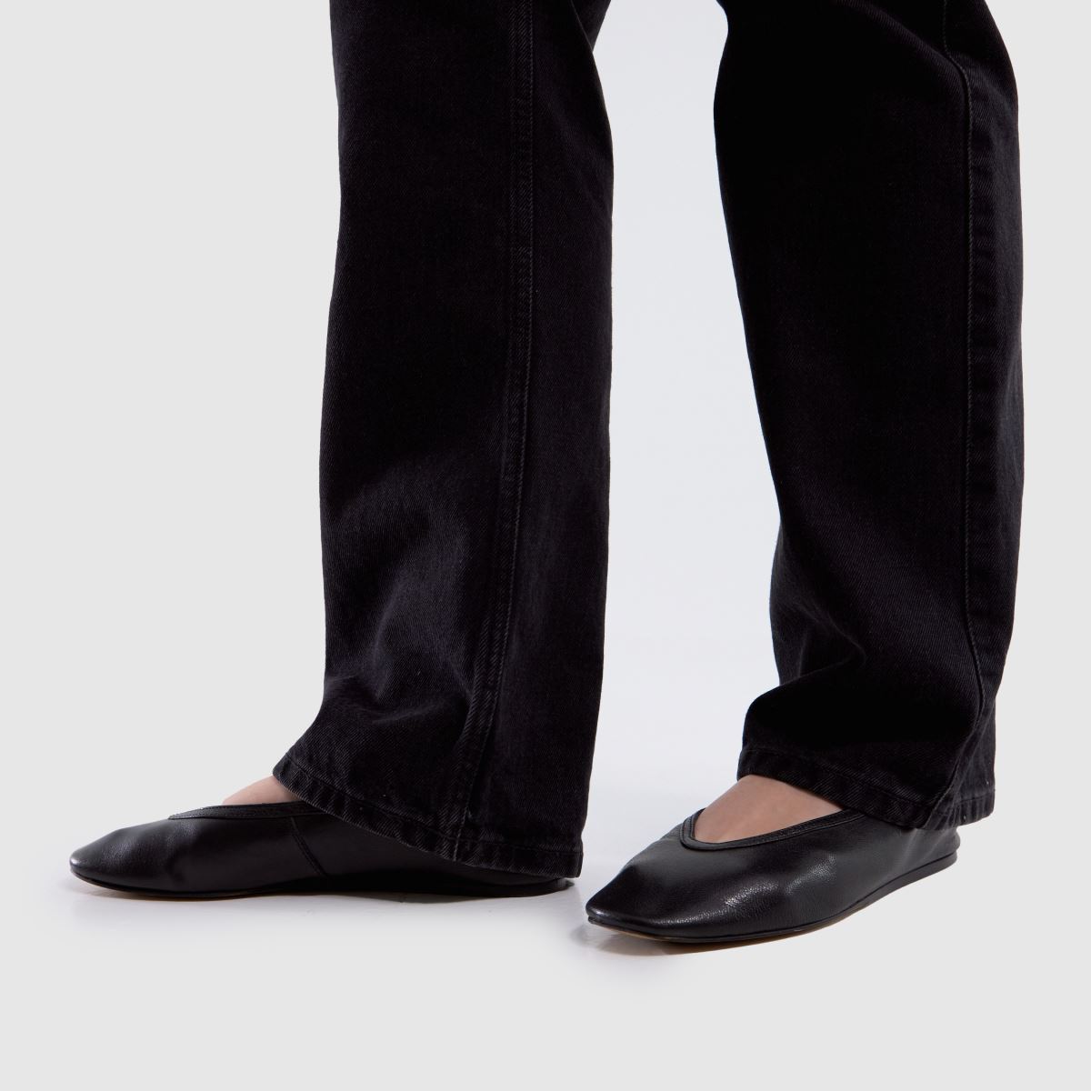 schuh  Lessie Leather Ballet in Black schuh  Lessie Leather Ballet in Black