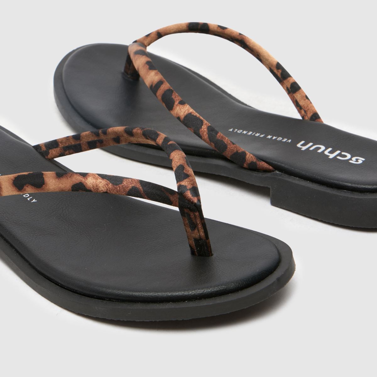 schuh  Tulia Toe Post in Black & Brown schuh  Tulia Toe Post in Black & Brown