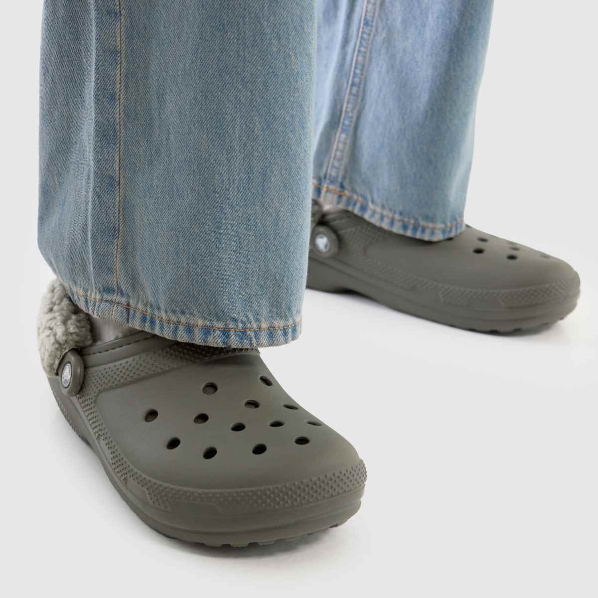 Crocs  Classic Fleece Lined Clog in Khaki Crocs  Classic Fleece Lined Clog in Khaki