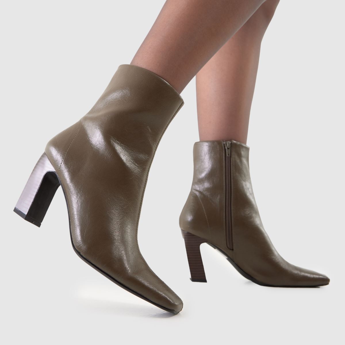 schuh  Bryson Stack Heel in Dark Green schuh  Bryson Stack Heel in Dark Green