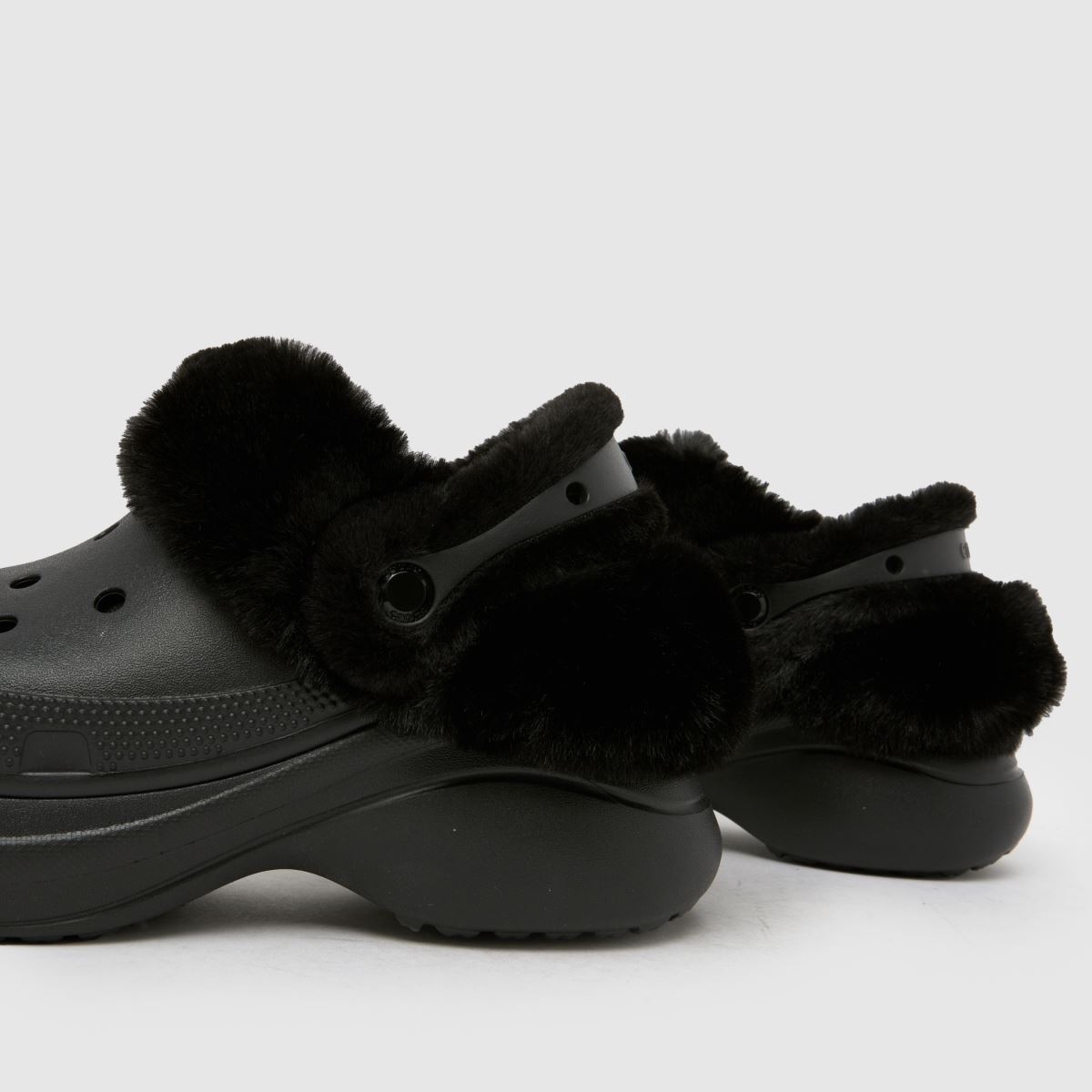Crocs  Bae Lined Clog in Black Crocs  Bae Lined Clog in Black