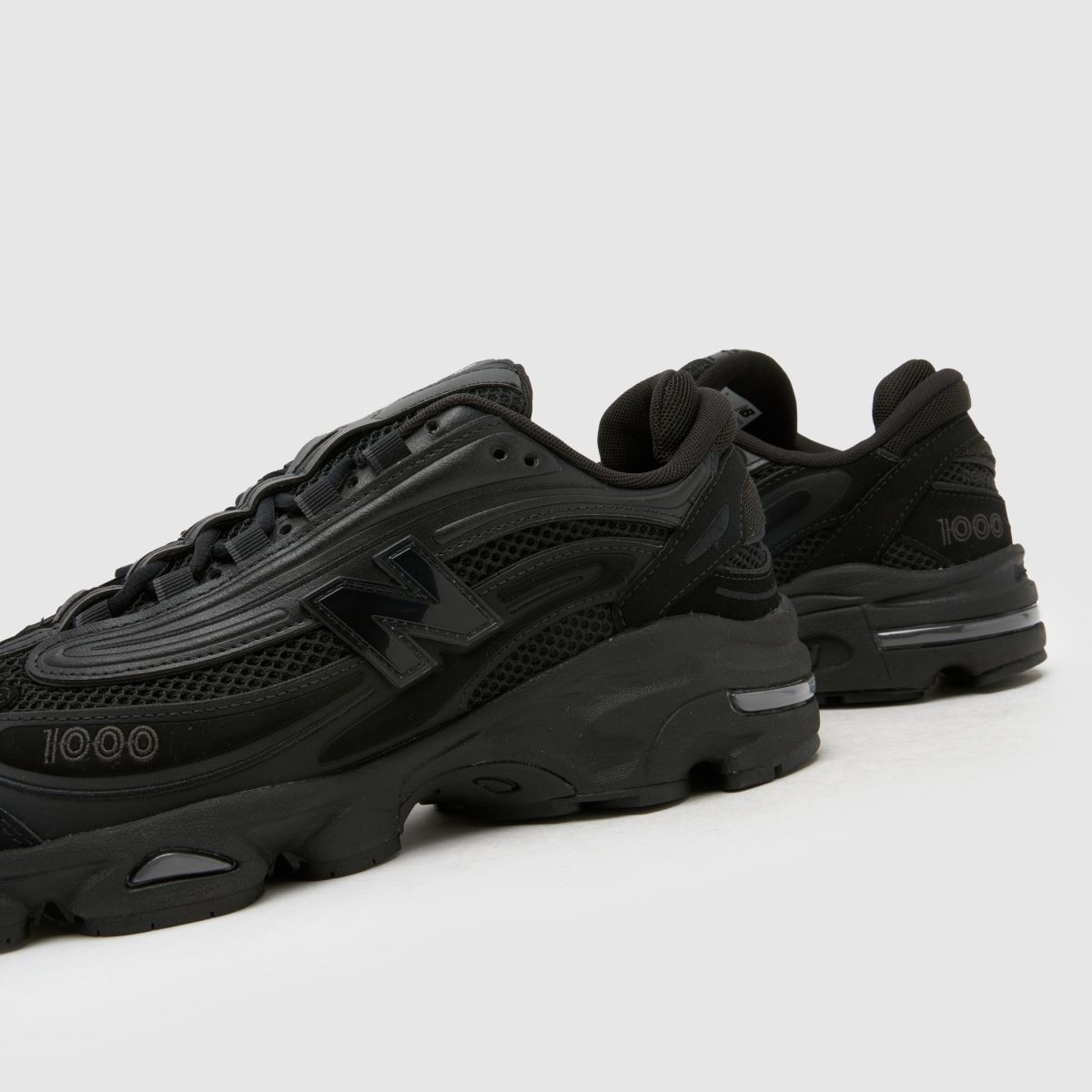 New Balance  M1000 in Black New Balance  M1000 in Black