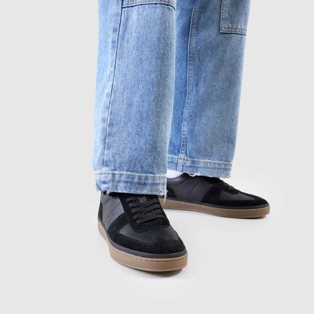 schuh  Walker Gum Sole in Black schuh  Walker Gum Sole in Black