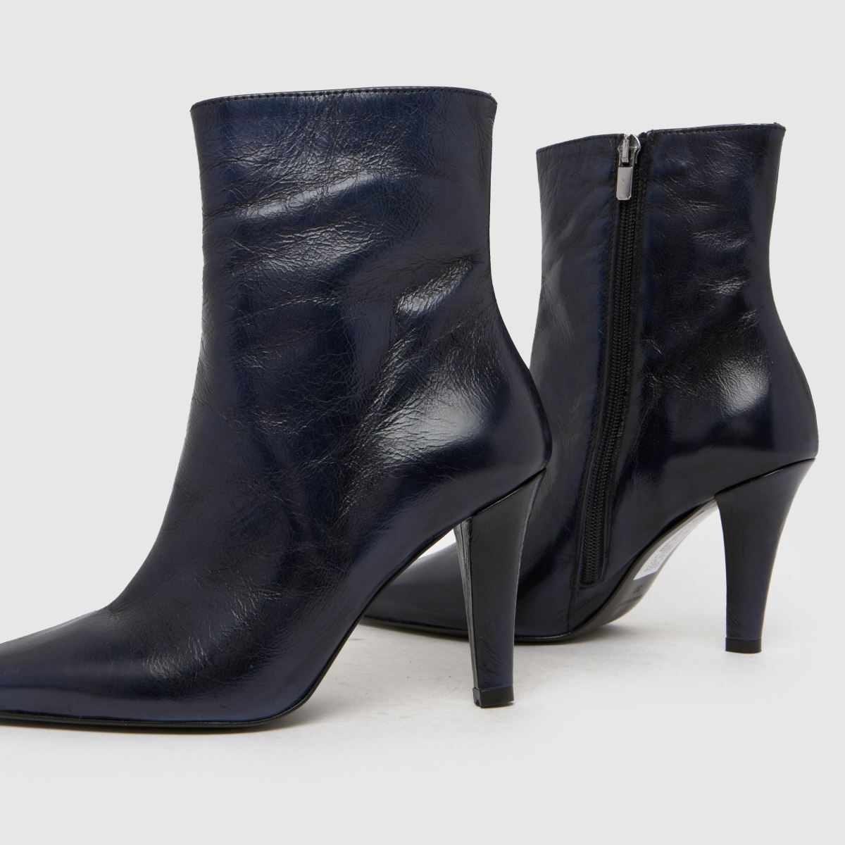 schuh  Brunelle Leather Heeled Boot in Navy schuh  Brunelle Leather Heeled Boot in Navy