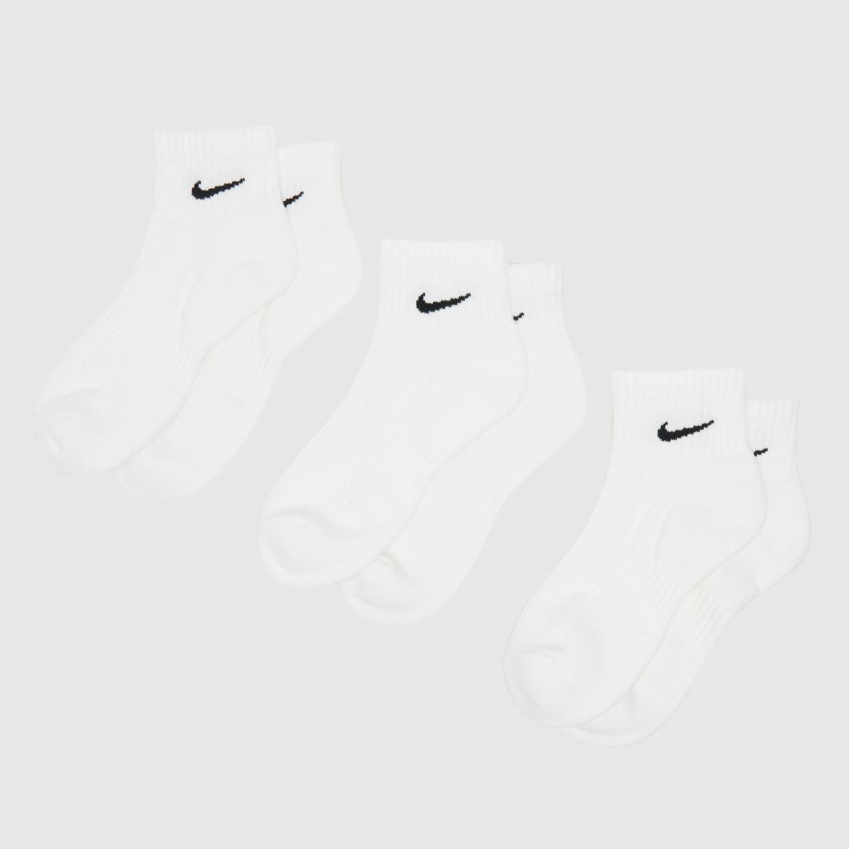 Nike  Everyday Ankle Socks 3 Pack in White & Black Nike  Everyday Ankle Socks 3 Pack in White & Black