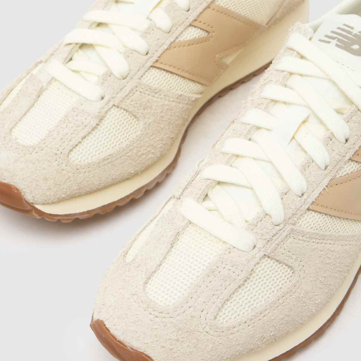 New Balance  471 in Off-White Multi New Balance  471 in Off-White Multi