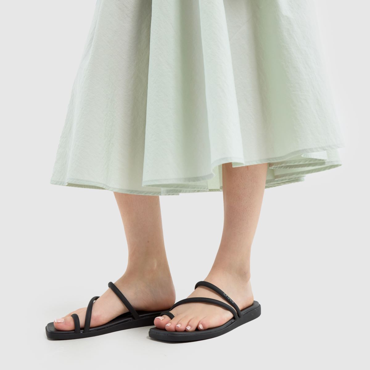 Crocs  Miami Toe Loop in Black Crocs  Miami Toe Loop in Black