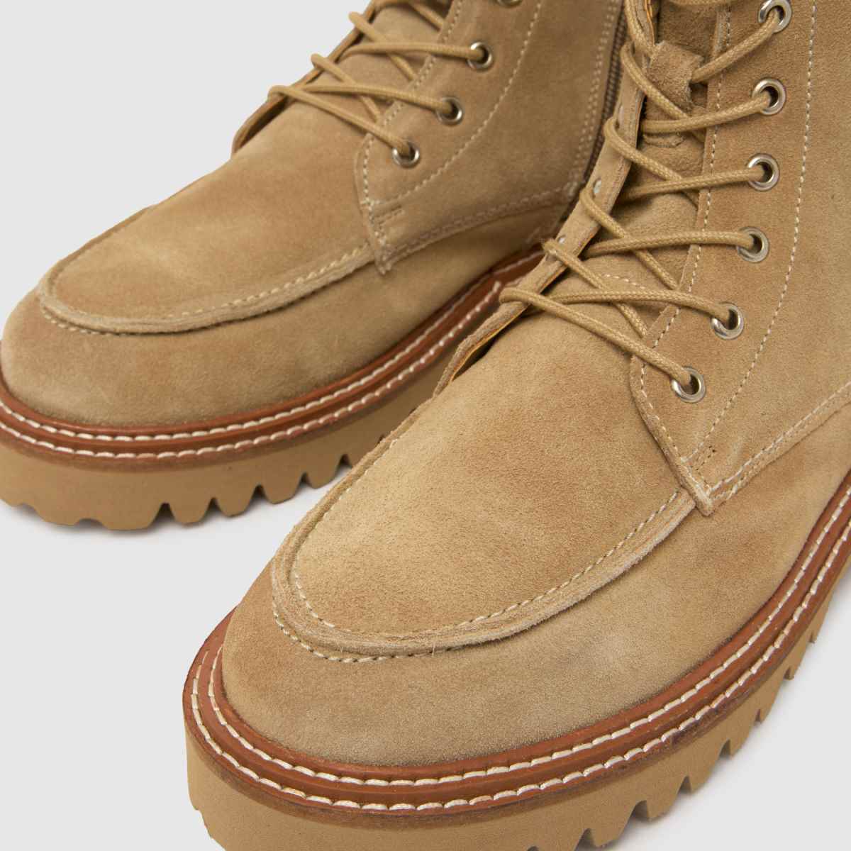 schuh  Corrine Suede Moc Toe in Taupe schuh  Corrine Suede Moc Toe in Taupe