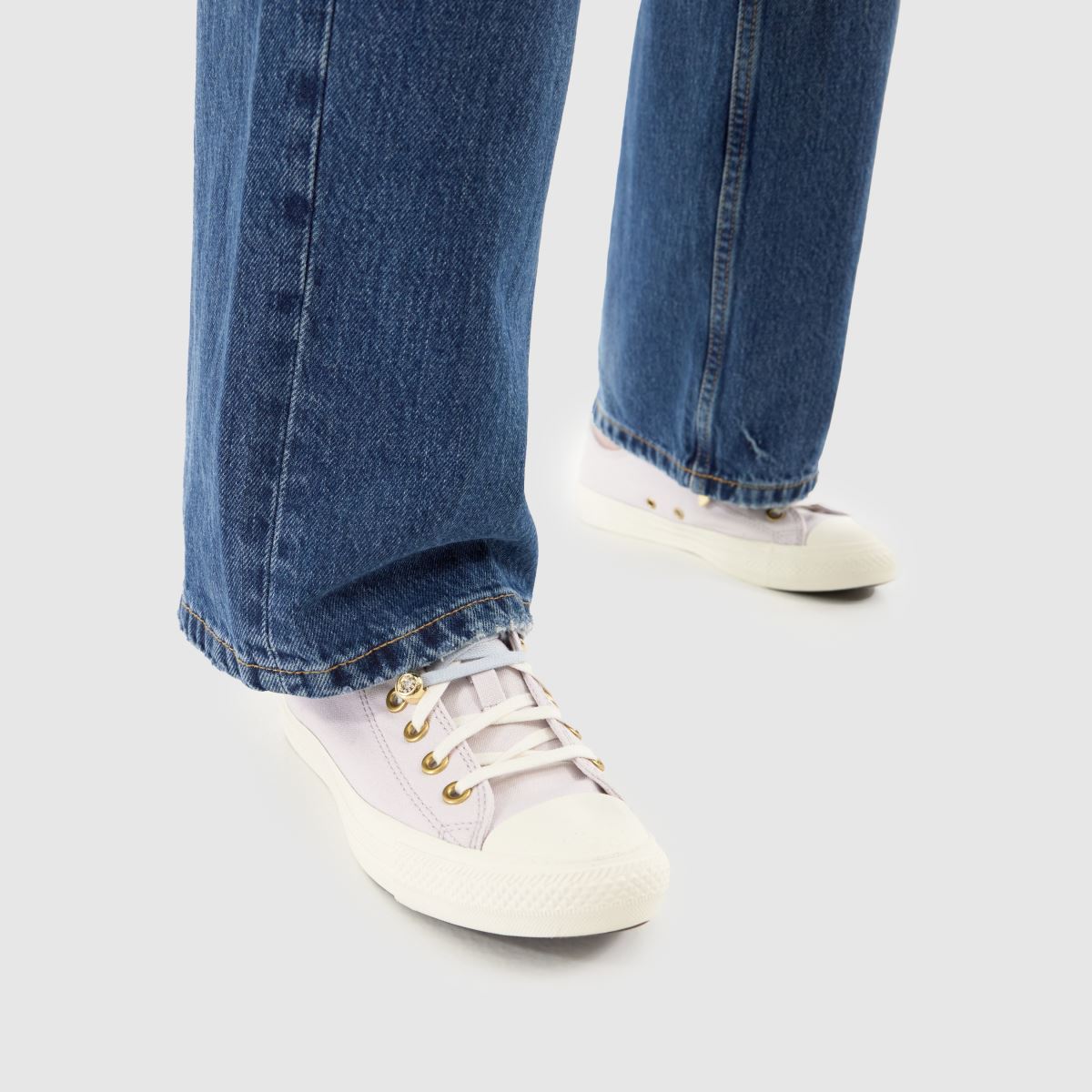 Converse  All Star Ox in Lilac Converse  All Star Ox in Lilac