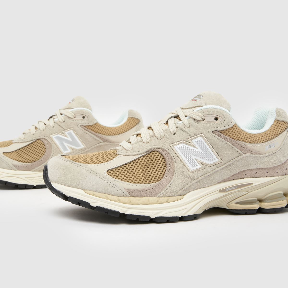 New Balance  2002R in Beige Multi New Balance  2002R in Beige Multi