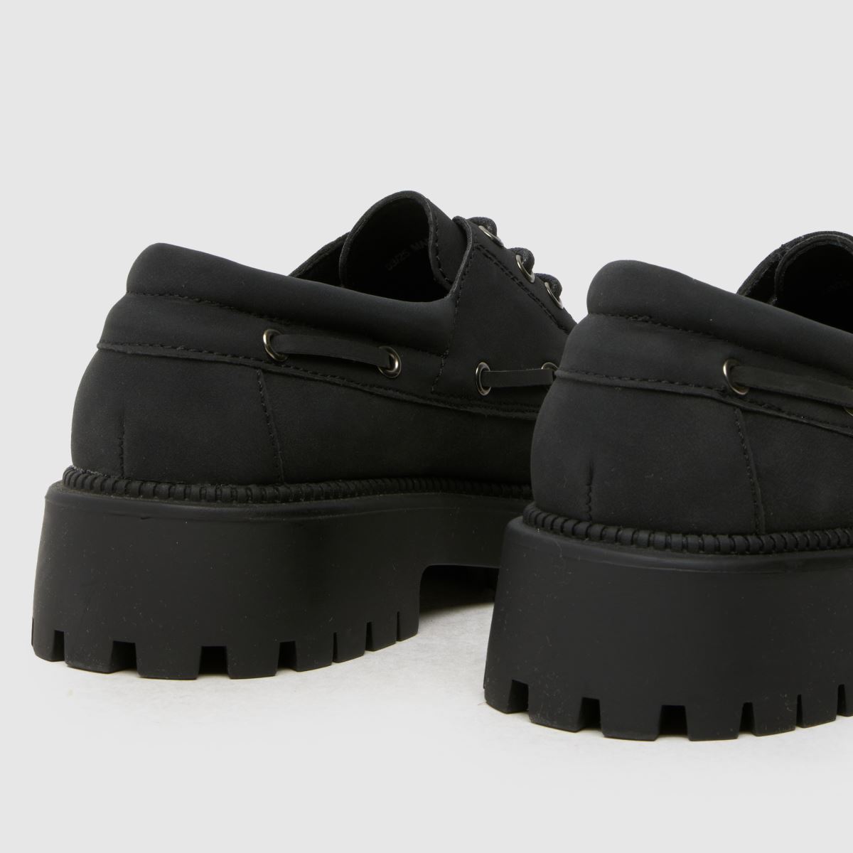 schuh  Lowen Boat in Black schuh  Lowen Boat in Black