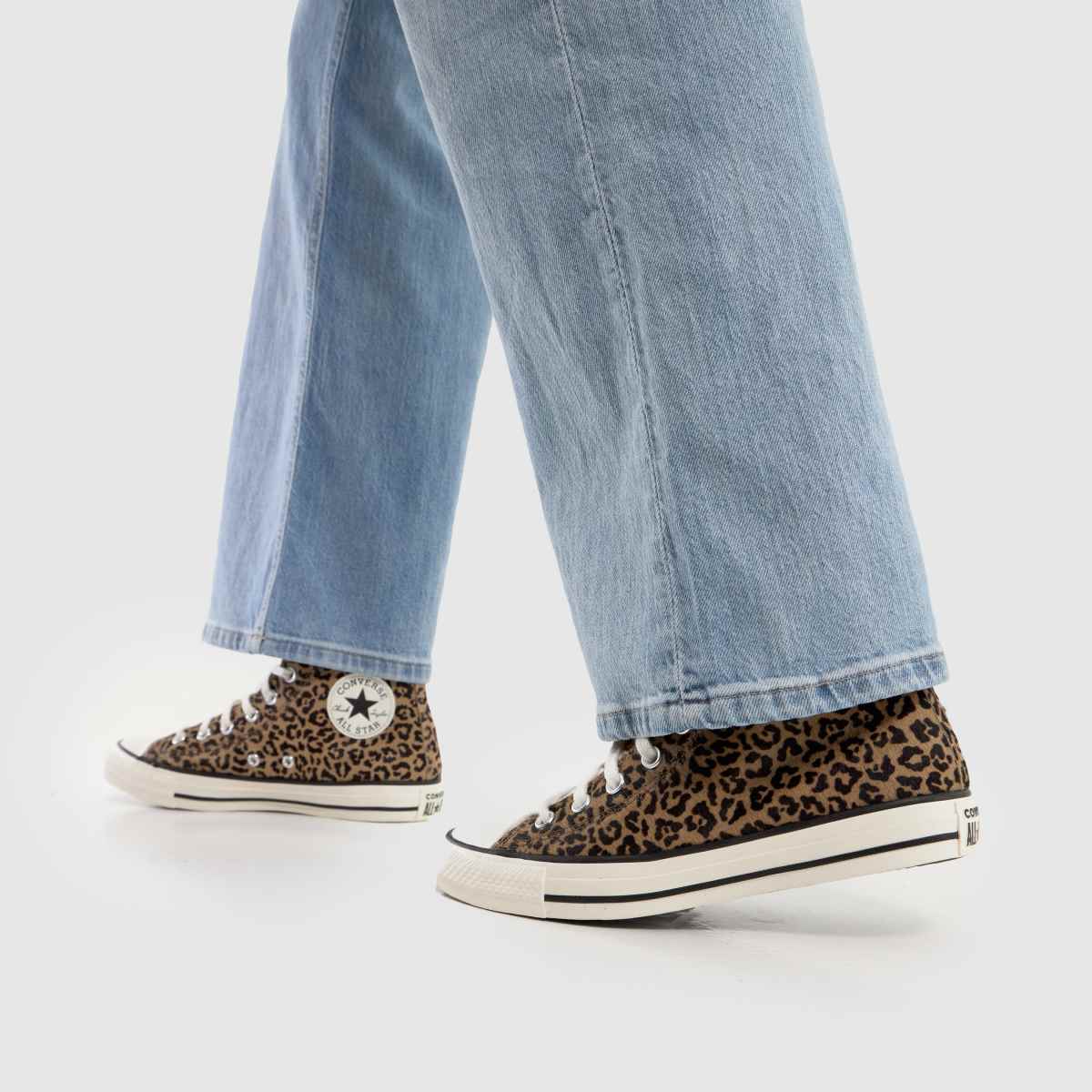 Converse  All Star Hi Winterluxe Leopard in Print Converse  All Star Hi Winterluxe Leopard in Print